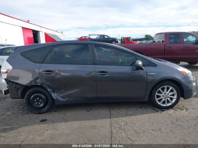 JTDZN3EU7EJ000925 Toyota Prius V Five