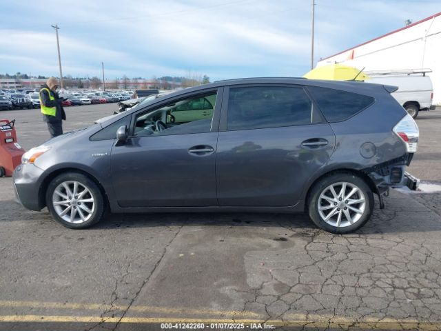 JTDZN3EU7EJ000925 Toyota Prius V Five