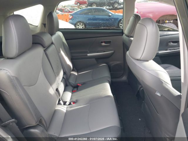 JTDZN3EU7EJ000925 Toyota Prius V Five