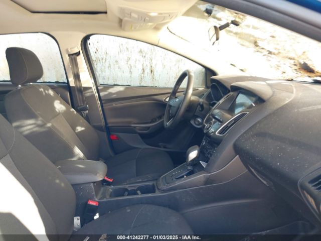 1FADP3M26JL221389 Ford FOCUS SEL
