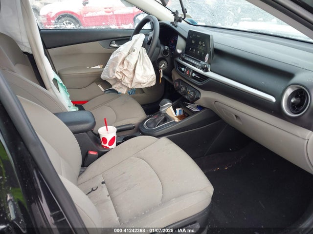 3KPF24AD6LE187737 KIA Forte Lxs