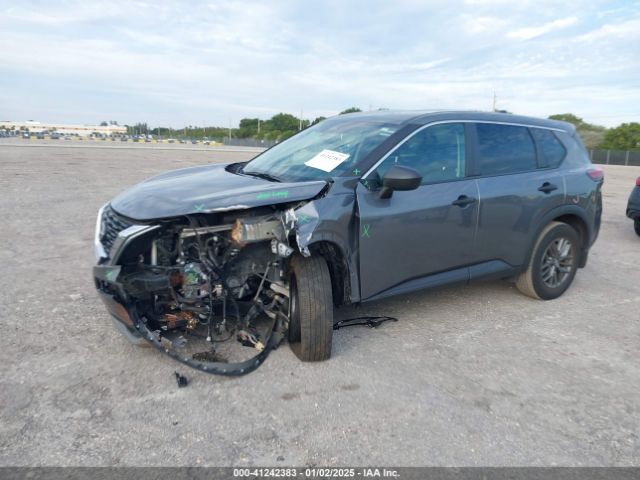 5N1BT3AA3NC683595 Nissan Rogue S Fwd