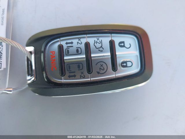 2C4RC1L74PR626499 Chrysler Pacifica Hybrid Touring L