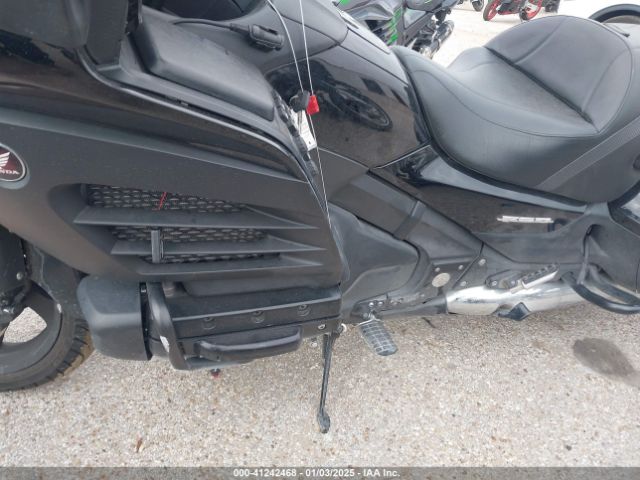 2013 HONDA GL1800 JH2SC6848DK001067 Photo 8
