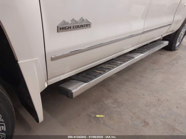 3GCUKTEC9FG285057 Chevrolet Silverado 1500 High Country