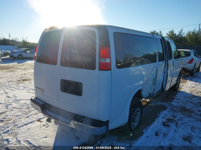 1GAZG1FG5E1110811 Chevrolet Express 3500 Lt