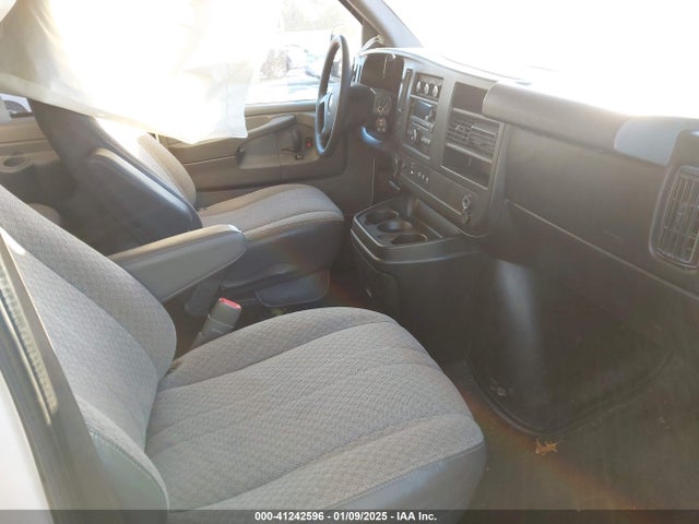 1GAZG1FG5E1110811 Chevrolet Express 3500 Lt