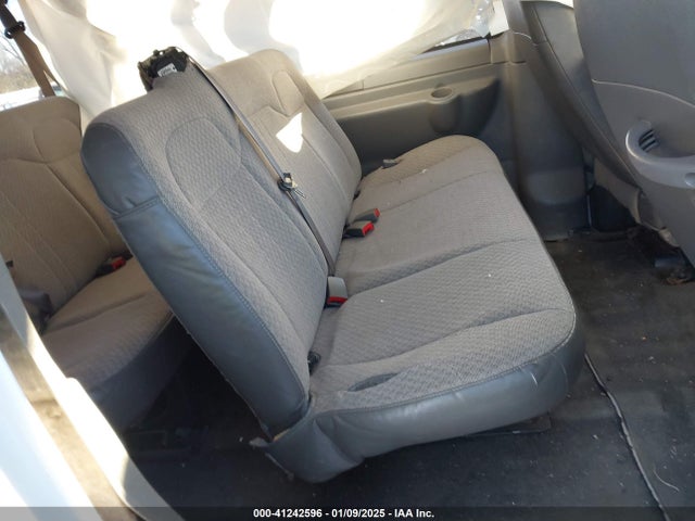 1GAZG1FG5E1110811 Chevrolet Express 3500 Lt