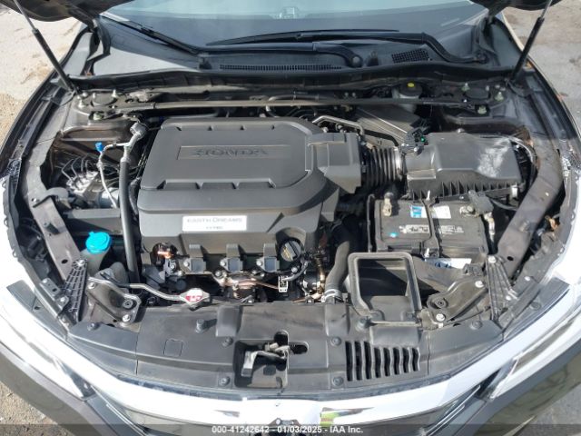 1HGCR3F90HA010626 Honda Accord Touring V6