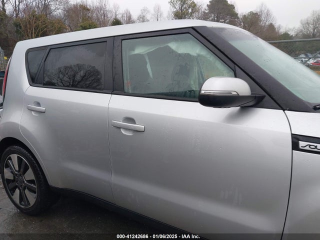 KNDJX3A56F7803097 KIA Soul !