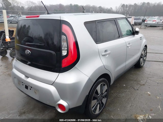 KNDJX3A56F7803097 KIA Soul !