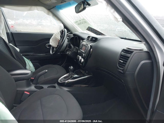 KNDJX3A56F7803097 KIA Soul !