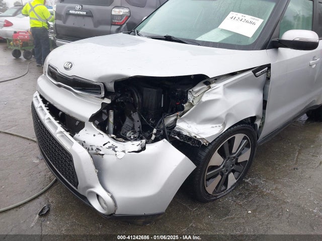 KNDJX3A56F7803097 KIA Soul !