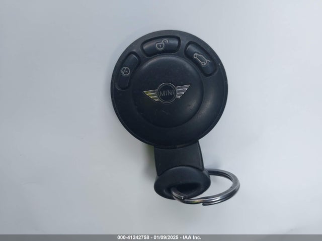 2013 MINI CONVERTIBLE WMWZP3C52DT705816 Photo 10