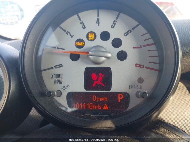 2013 MINI CONVERTIBLE WMWZP3C52DT705816 Photo 6