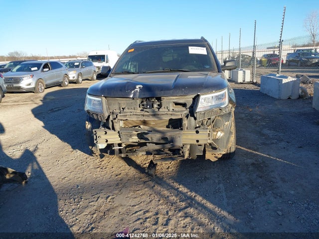 Ford EXPLORER XLT 2018 1FM5K7D88JGB39399 Image 13