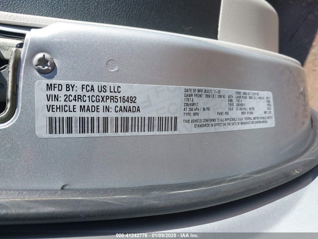 2C4RC1CGXPR516492 Chrysler Voyager Lx