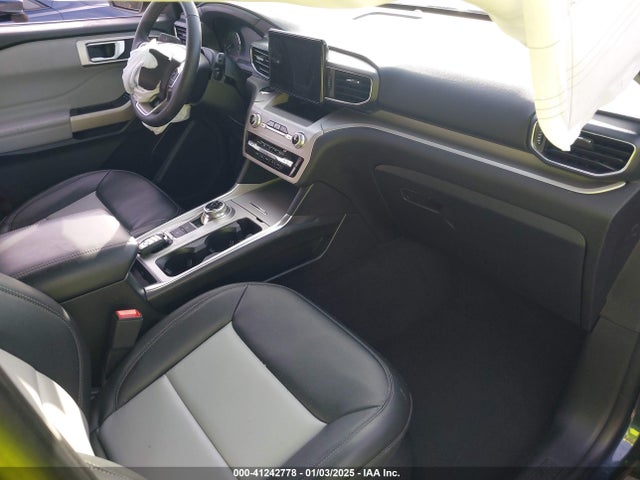 Ford EXPLORER XLT 2023 1FMSK7DH3PGB89204 Image 5