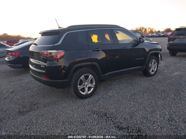 3C4NJDBN0RT599212 Jeep Compass Latitude 4x4