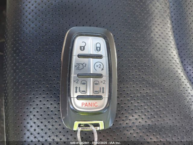 2C4RC1GG8PR536475 Chrysler Pacifica Limited