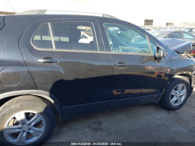 KL7CJLSM0MB376829 Chevrolet Trax Fwd Lt