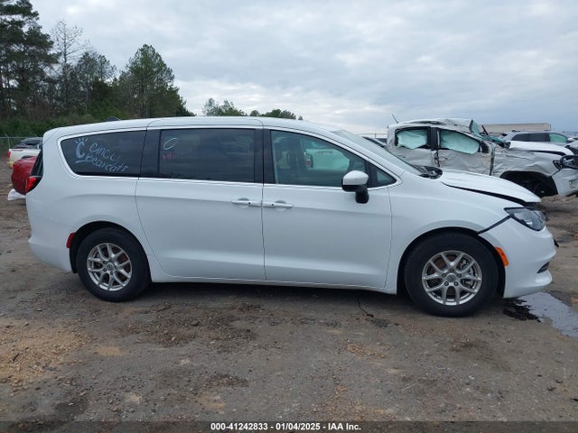 2C4RC1CG3PR597481 Chrysler Voyager Lx