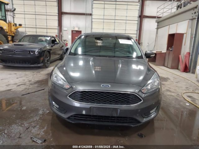 1FADP3M24HL258581 Ford FOCUS SEL