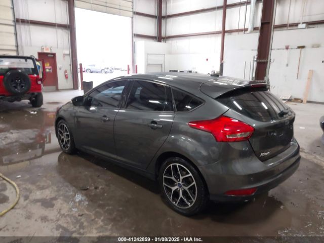 1FADP3M24HL258581 Ford FOCUS SEL