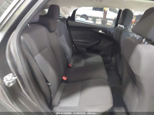1FADP3M24HL258581 Ford FOCUS SEL