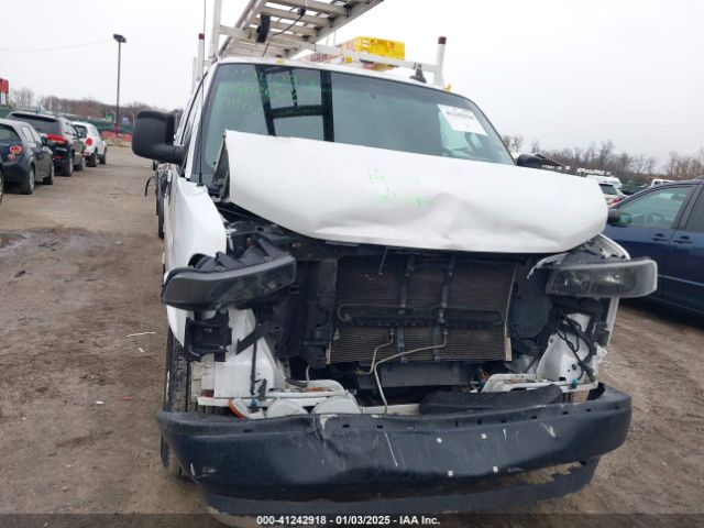 1GCWGAFG7J1178161 Chevrolet Express 2500 Work Van