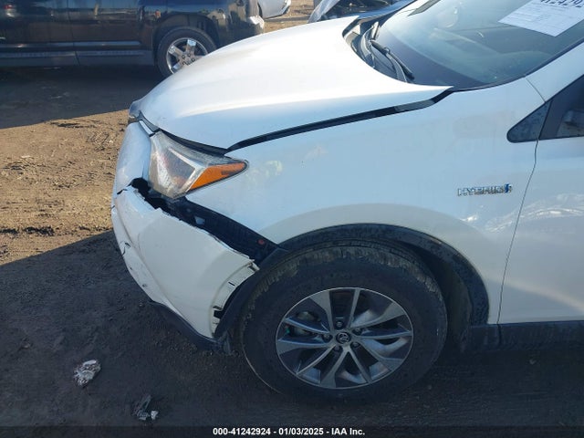 JTMRJREV2GD000680 Toyota Rav4 Hybrid Xle