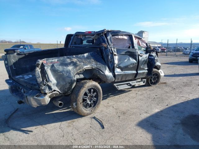 5TFDW5F15FX442849 Toyota Tundra Sr5 5.7l V8