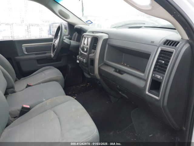 3C6JR6AG5EG111288 RAM 1500 Tradesman