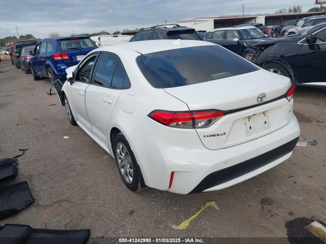 Toyota COROLLA LE 2022 JTDEPMAE1NJ192078 Image 3
