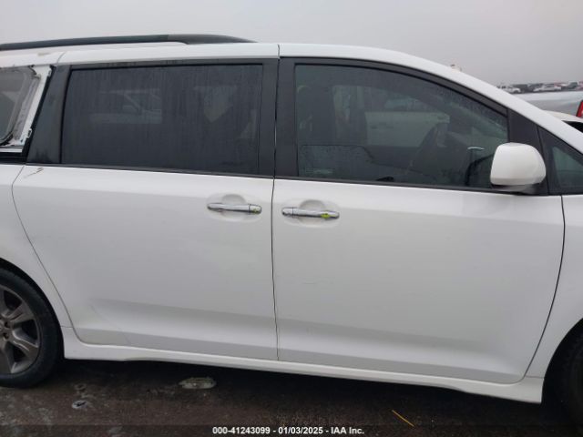 5TDXK3DC3FS633127 Toyota Sienna Se 8 Passenger