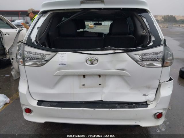 5TDXK3DC3FS633127 Toyota Sienna Se 8 Passenger