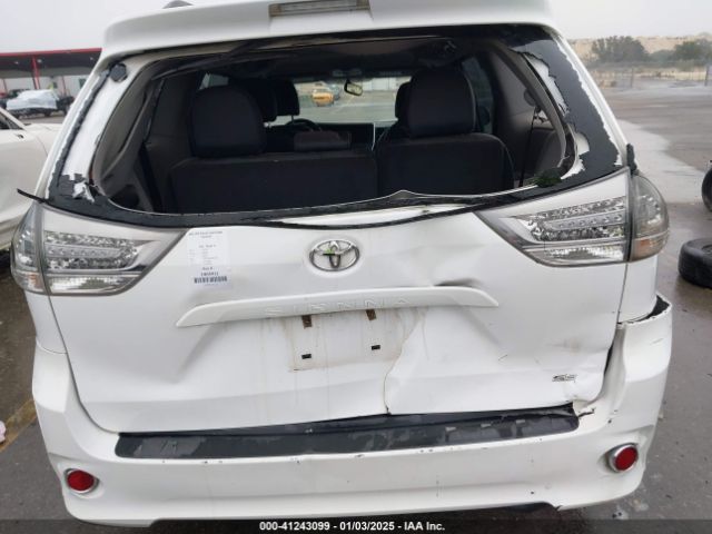 5TDXK3DC3FS633127 Toyota Sienna Se 8 Passenger