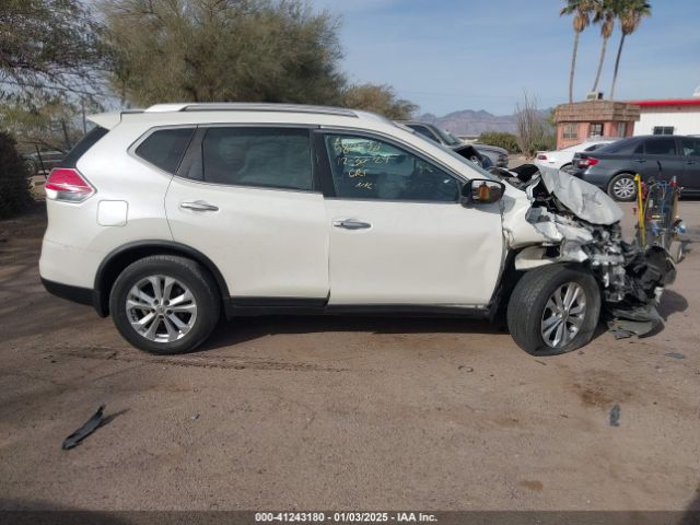 JN8AT2MT9GW004233 Nissan ROGUE SV