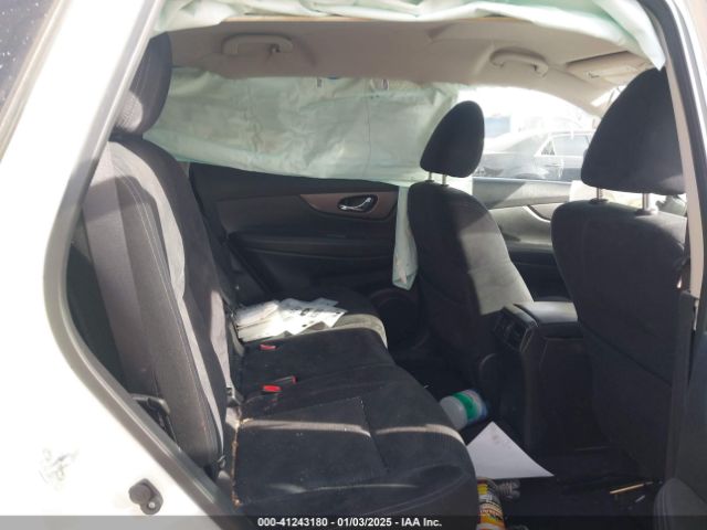 JN8AT2MT9GW004233 Nissan ROGUE SV
