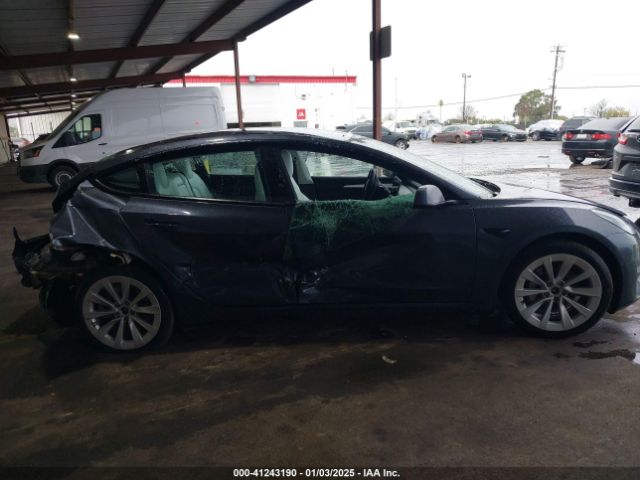 5YJ3E1EB9NF338892 Tesla Model 3 Long Range Dual Motor All-wheel Drive