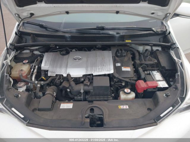 JTDKBRFU3J3068505 Toyota Prius One
