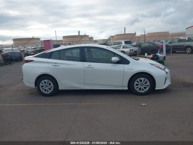 JTDKBRFU3J3068505 Toyota Prius One