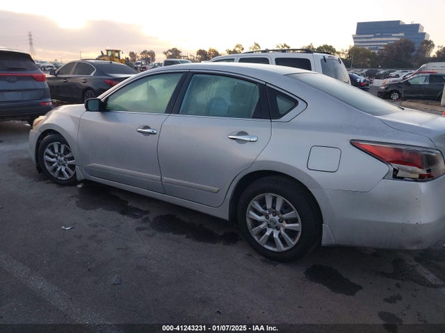 Nissan Altima 2.5 S 2015 1N4AL3AP6FN921519 Image 14