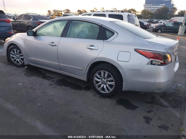 Nissan Altima 2.5 S 2015 1N4AL3AP6FN921519 Image 3