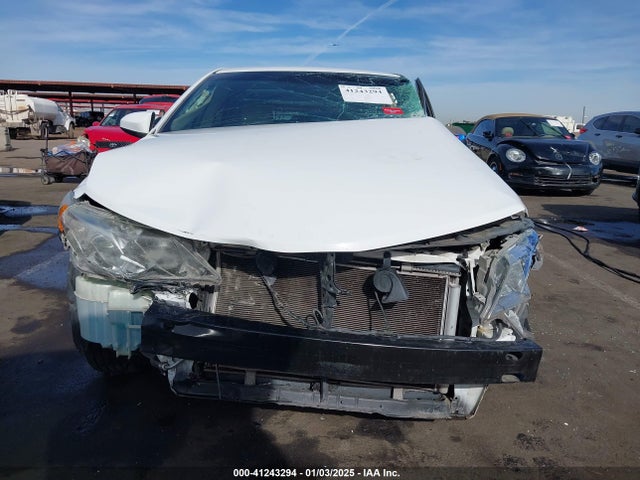 Toyota CAMRY LE 2014 4T4BF1FK6ER343032 Image 13