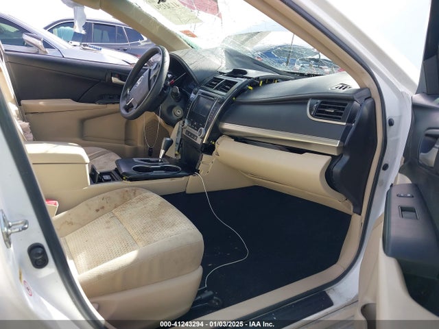 Toyota CAMRY LE 2014 4T4BF1FK6ER343032 Image 5