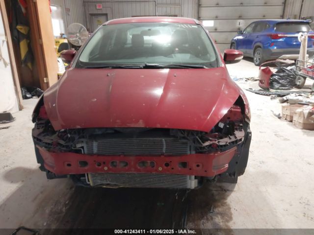1FADP3F24HL258139 Ford FOCUS SE
