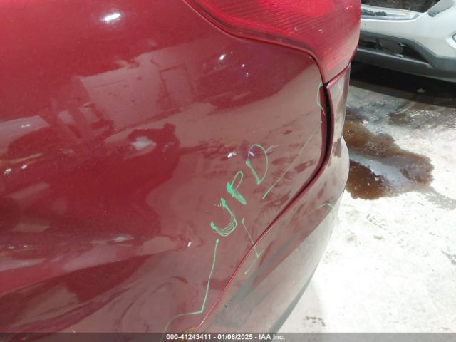 1FADP3F24HL258139 Ford FOCUS SE