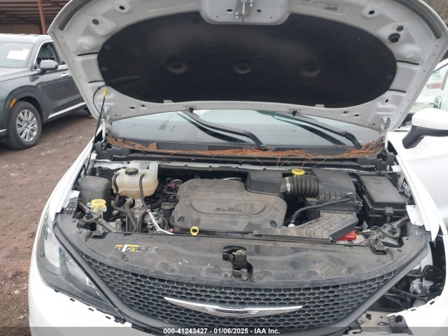 Chrysler Voyager Lx 2023 2C4RC1CG5PR525570 Image 10