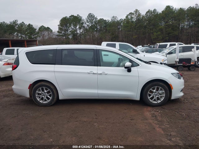 Chrysler Voyager Lx 2023 2C4RC1CG5PR525570 Image 13
